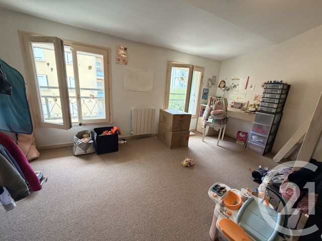Appartement F3 à vendre - 3 pièces - 75.6 m2 - VOIRON - 38 - RHONE-ALPES - Century 21 Immobilier Voiron