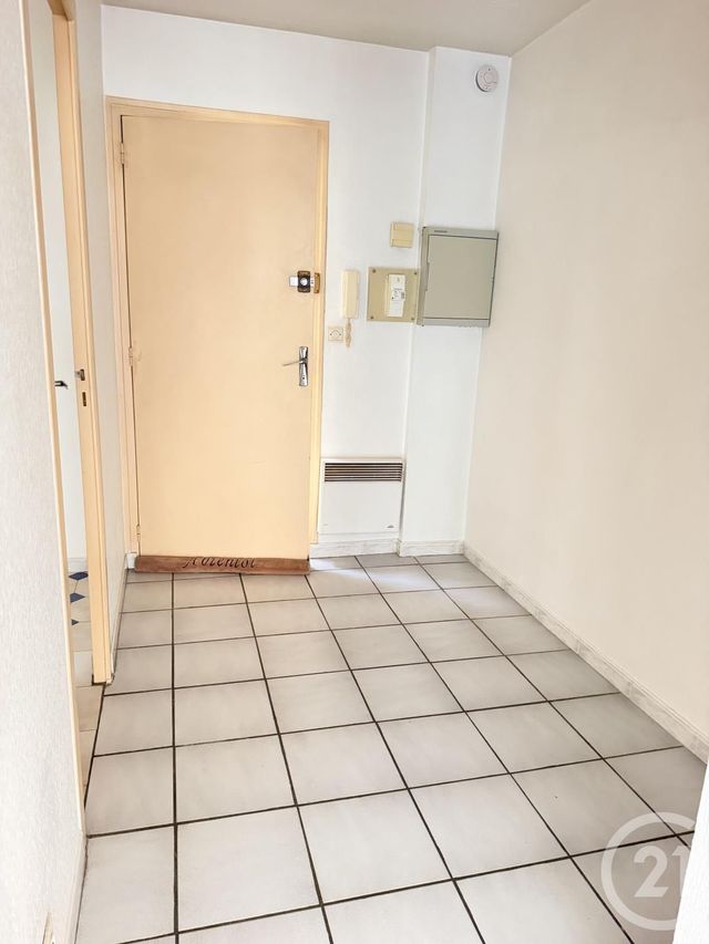 Appartement F3 à vendre - 3 pièces - 75.6 m2 - VOIRON - 38 - RHONE-ALPES - Century 21 Immobilier Voiron