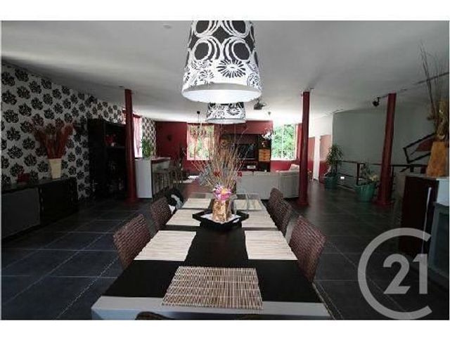 Afficher la photo en grand Appartement Duplex à vendre - 5 pièces - 224.0 m2 - RENAGE - 38 - RHONE-ALPES - Century 21 Immobilier Voiron