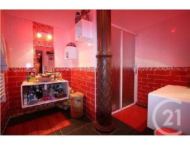 Afficher la photo en grand Appartement Duplex à vendre - 5 pièces - 224.0 m2 - RENAGE - 38 - RHONE-ALPES - Century 21 Immobilier Voiron