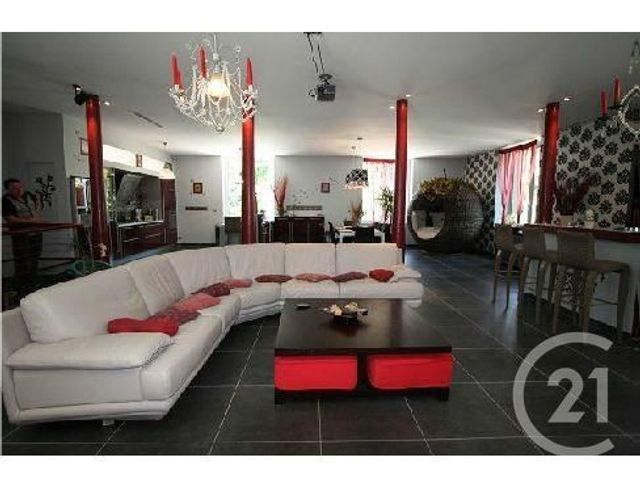 Afficher la photo en grand Appartement Duplex à vendre - 5 pièces - 224.0 m2 - RENAGE - 38 - RHONE-ALPES - Century 21 Immobilier Voiron