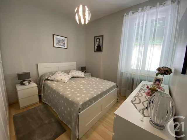 Afficher la photo en grand Appartement F3 à vendre - 3 pièces - 62.83 m2 - VOIRON - 38 - RHONE-ALPES - Century 21 Immobilier Voiron