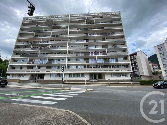 Afficher la photo en grand Appartement F3 à vendre - 3 pièces - 73.91 m2 - VOIRON - 38 - RHONE-ALPES - Century 21 Immobilier Voiron