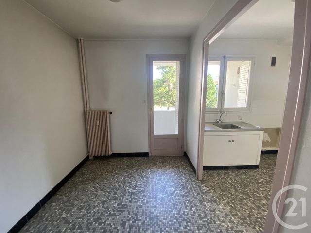 Afficher la photo en grand Appartement F3 à vendre - 3 pièces - 73.91 m2 - VOIRON - 38 - RHONE-ALPES - Century 21 Immobilier Voiron
