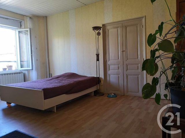Afficher la photo en grand immeuble à vendre - 420.6 m2 - LE GRAND LEMPS - 38 - RHONE-ALPES - Century 21 Immobilier Voiron