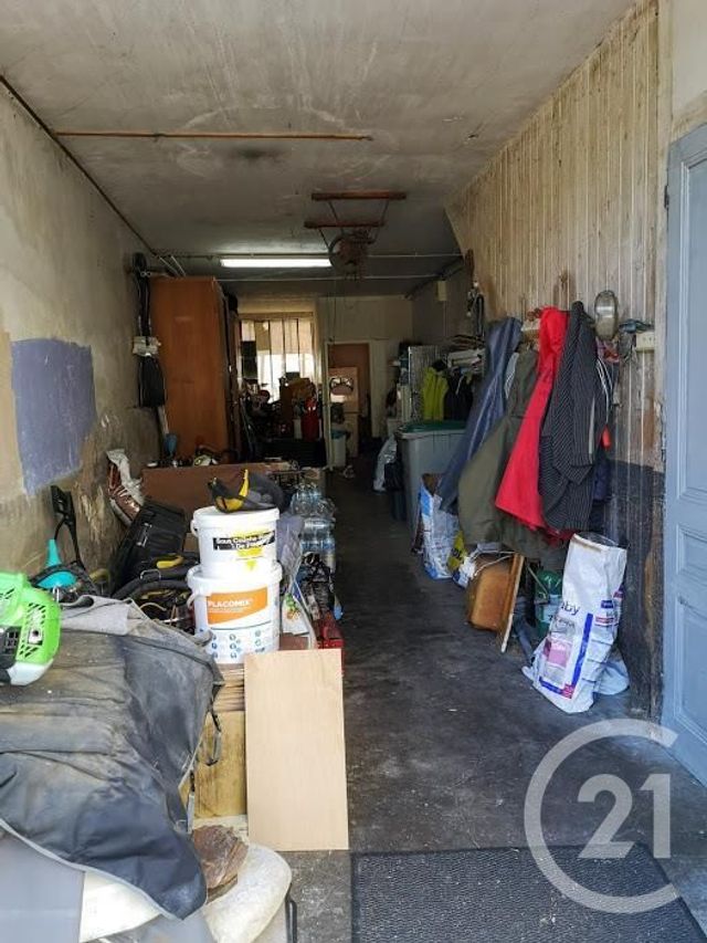 Afficher la photo en grand immeuble à vendre - 420.6 m2 - LE GRAND LEMPS - 38 - RHONE-ALPES - Century 21 Immobilier Voiron