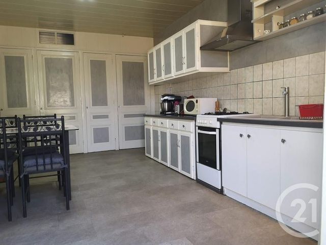 Afficher la photo en grand immeuble à vendre - 420.6 m2 - LE GRAND LEMPS - 38 - RHONE-ALPES - Century 21 Immobilier Voiron
