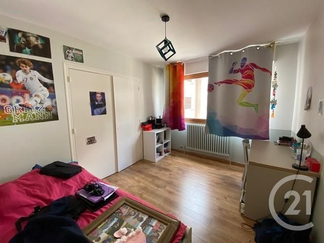 Afficher la photo en grand Appartement F5 à vendre - 5 pièces - 94.63 m2 - VOIRON - 38 - RHONE-ALPES - Century 21 Immobilier Voiron