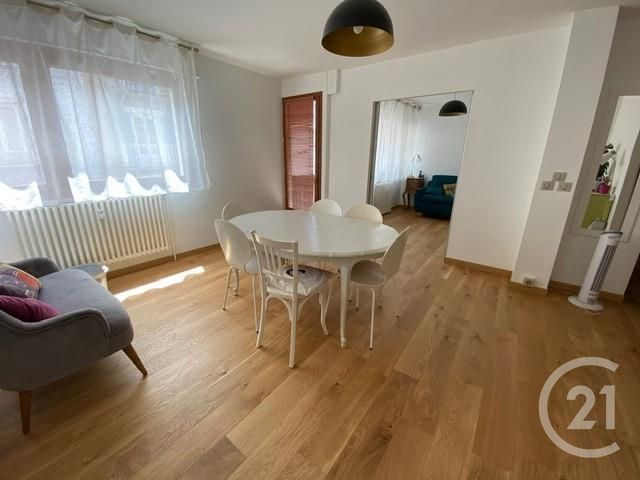 Afficher la photo en grand Appartement F5 à vendre - 5 pièces - 94.63 m2 - VOIRON - 38 - RHONE-ALPES - Century 21 Immobilier Voiron