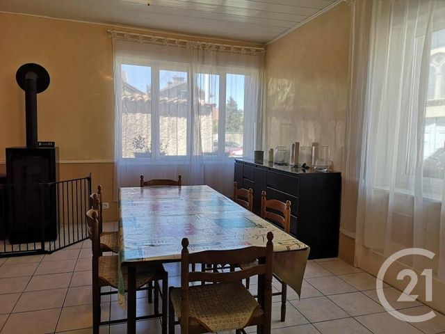 Afficher la photo en grand appartement à vendre - 5 pièces - 145.13 m2 - LE GRAND LEMPS - 38 - RHONE-ALPES - Century 21 Immobilier Voiron