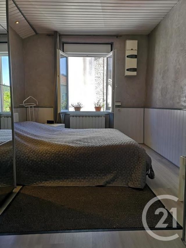 Afficher la photo en grand appartement à vendre - 5 pièces - 145.13 m2 - LE GRAND LEMPS - 38 - RHONE-ALPES - Century 21 Immobilier Voiron