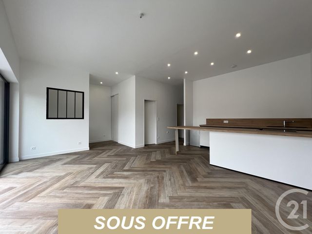 Appartement F3 à vendre - 3 pièces - 75.0 m2 - MOIRANS - 38 - RHONE-ALPES - Century 21 Immobilier Voiron