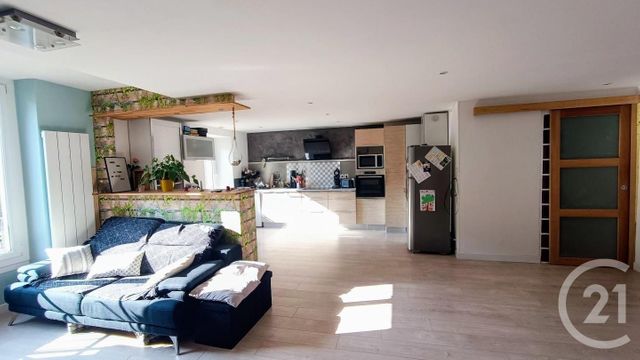 Afficher la photo en grand Appartement T3 à vendre - 3 pièces - 83.27 m2 - MOIRANS - 38 - RHONE-ALPES - Century 21 Immobilier Voiron