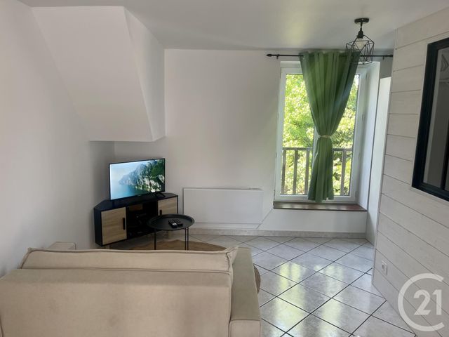 Appartement F1 à vendre - 1 pièce - 27.6 m2 - MOIRANS - 38 - RHONE-ALPES - Century 21 Immobilier Voiron