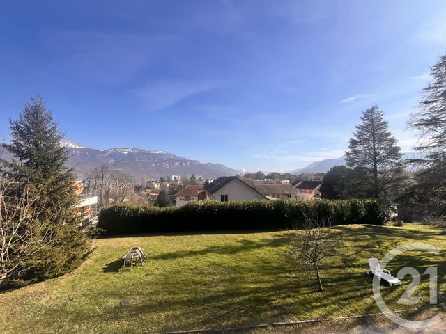 Afficher la photo en grand Appartement T6 à vendre - 5 pièces - 202.02 m2 - VOIRON - 38 - RHONE-ALPES - Century 21 Immobilier Voiron