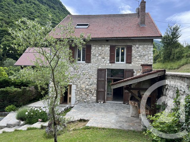 maison - VEUREY VOROIZE - 38