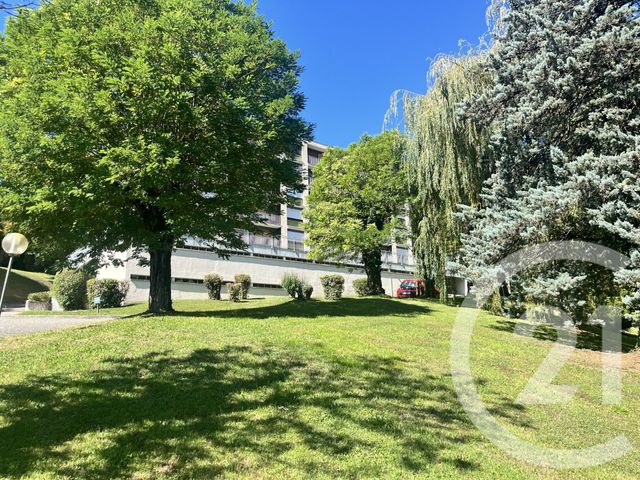 Appartement F2 à vendre - 2 pièces - 51.7 m2 - VOIRON - 38 - RHONE-ALPES - Century 21 Immobilier Voiron