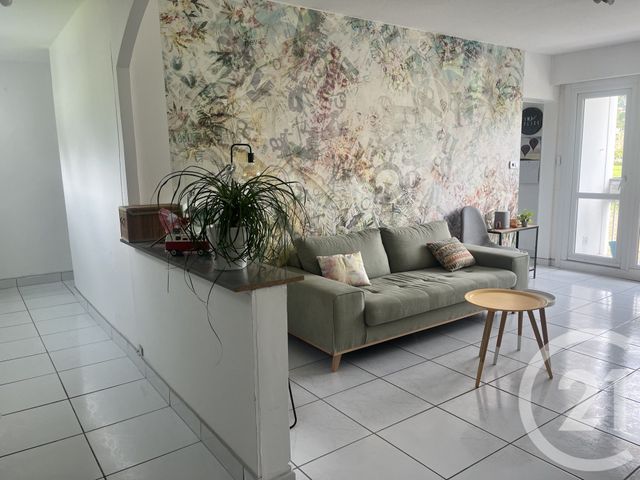 Appartement F4 à vendre - 4 pièces - 76.65 m2 - VOIRON - 38 - RHONE-ALPES - Century 21 Immobilier Voiron