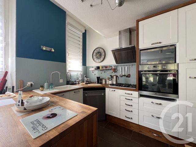 Appartement F3 à vendre - 3 pièces - 74.0 m2 - VOIRON - 38 - RHONE-ALPES - Century 21 Immobilier Voiron