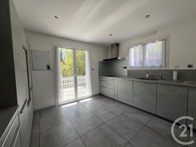 maison à vendre - 5 pièces - 135.0 m2 - MASSIEU - 38 - RHONE-ALPES - Century 21 Immobilier Voiron