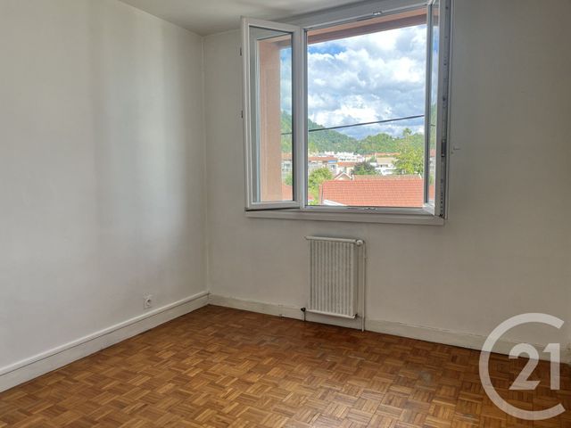Appartement F2 à vendre - 2 pièces - 40.61 m2 - VOIRON - 38 - RHONE-ALPES - Century 21 Immobilier Voiron
