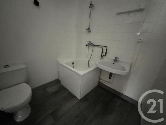 Appartement F2 à vendre - 2 pièces - 40.61 m2 - VOIRON - 38 - RHONE-ALPES - Century 21 Immobilier Voiron