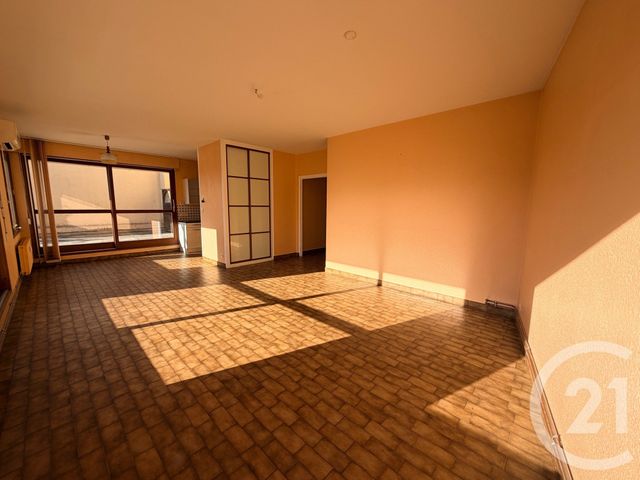 Appartement F4 à vendre - 4 pièces - 96.0 m2 - VOIRON - 38 - RHONE-ALPES - Century 21 Immobilier Voiron