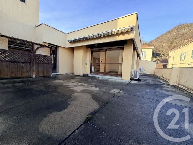 Appartement F4 à vendre - 4 pièces - 96.0 m2 - VOIRON - 38 - RHONE-ALPES - Century 21 Immobilier Voiron