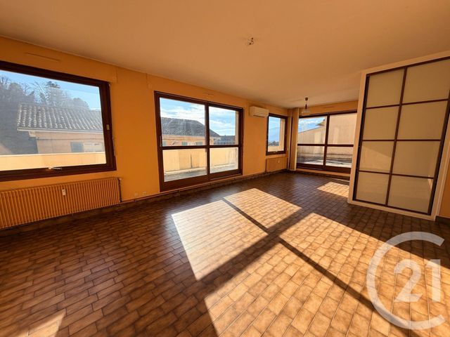 Appartement F4 à vendre - 4 pièces - 96.0 m2 - VOIRON - 38 - RHONE-ALPES - Century 21 Immobilier Voiron