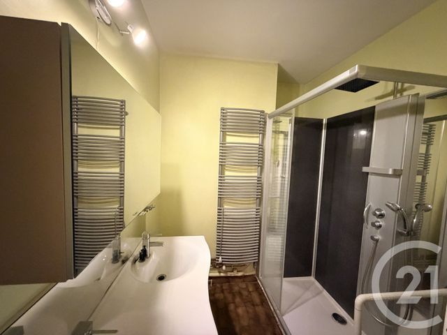 Appartement F4 à vendre - 4 pièces - 96.0 m2 - VOIRON - 38 - RHONE-ALPES - Century 21 Immobilier Voiron