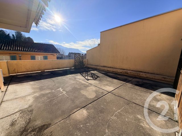 Appartement F4 à vendre - 4 pièces - 96.0 m2 - VOIRON - 38 - RHONE-ALPES - Century 21 Immobilier Voiron