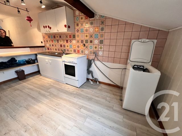 Appartement F2 à vendre - 2 pièces - 62.0 m2 - VOIRON - 38 - RHONE-ALPES - Century 21 Immobilier Voiron