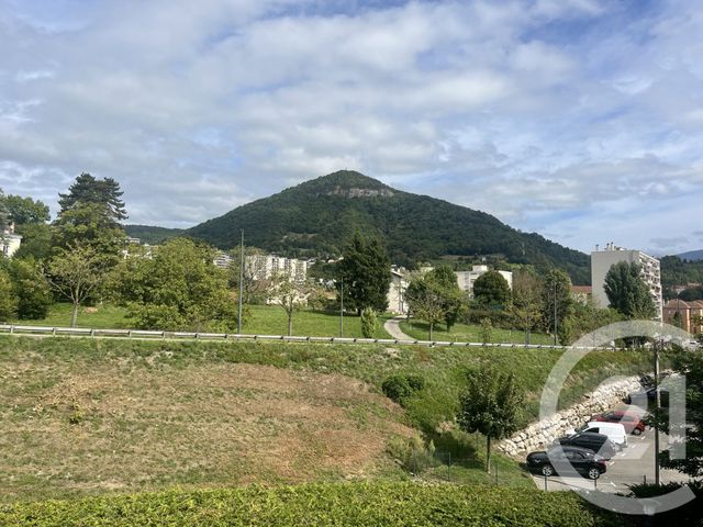 Appartement F4 à vendre - 4 pièces - 76.65 m2 - VOIRON - 38 - RHONE-ALPES - Century 21 Immobilier Voiron