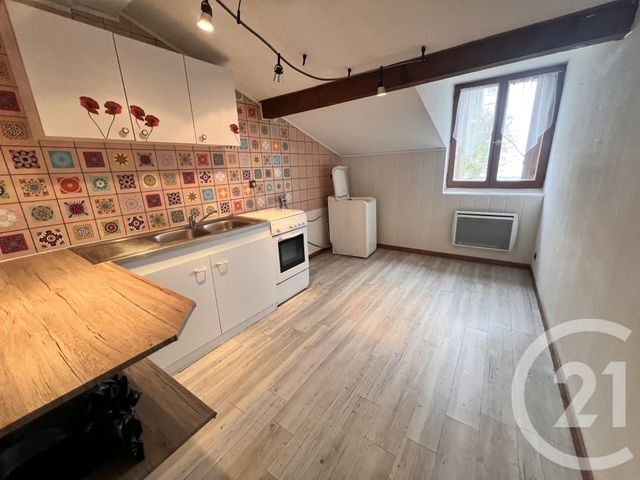 Appartement F2 à vendre - 2 pièces - 62.0 m2 - VOIRON - 38 - RHONE-ALPES - Century 21 Immobilier Voiron