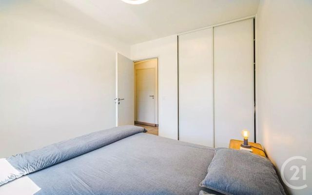 Appartement T3 à vendre - 3 pièces - 65.9 m2 - VOIRON - 38 - RHONE-ALPES - Century 21 Immobilier Voiron