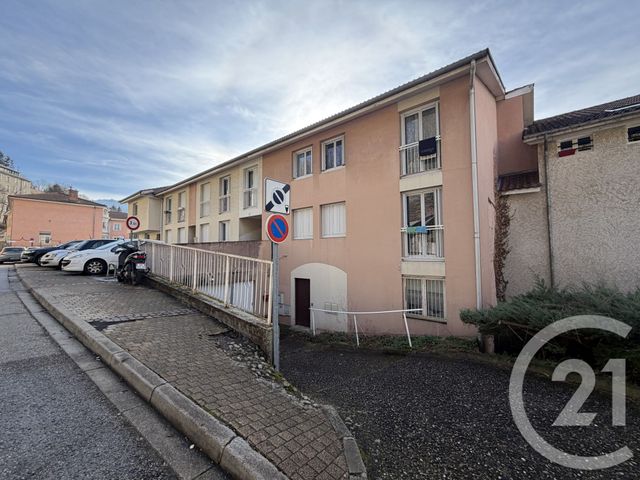 Appartement F2 à vendre - 2 pièces - 49.0 m2 - VOIRON - 38 - RHONE-ALPES - Century 21 Immobilier Voiron