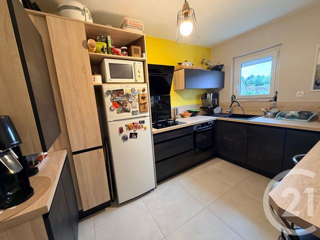 Appartement F2 à vendre - 2 pièces - 59.77 m2 - VOIRON - 38 - RHONE-ALPES - Century 21 Immobilier Voiron