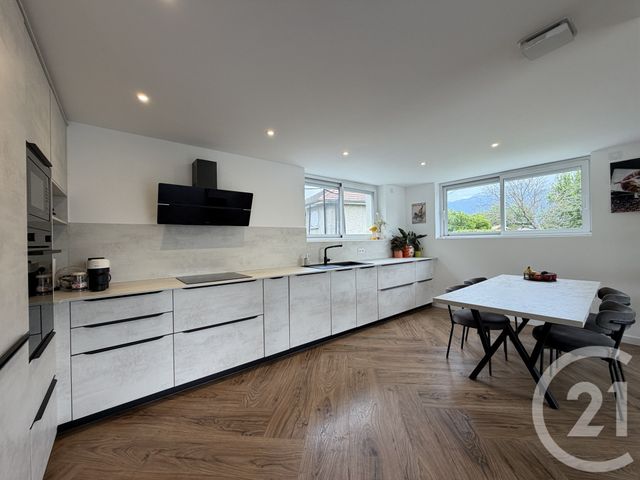 maison à vendre - 5 pièces - 132.0 m2 - VOIRON - 38 - RHONE-ALPES - Century 21 Immobilier Voiron