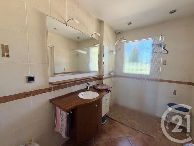 maison à vendre - 7 pièces - 250.0 m2 - ST GEOIRE EN VALDAINE - 38 - RHONE-ALPES - Century 21 Immobilier Voiron