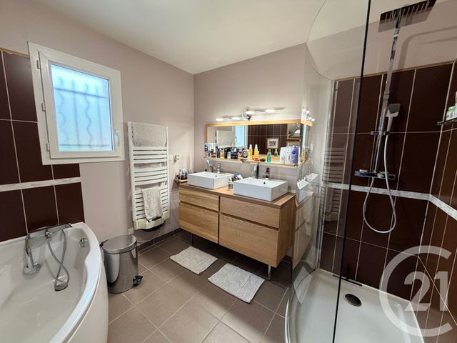 maison à vendre - 4 pièces - 120.0 m2 - VOIRON - 38 - RHONE-ALPES - Century 21 Immobilier Voiron