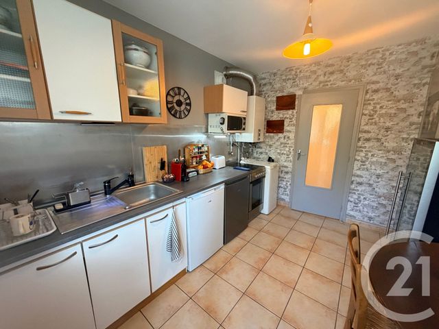 Appartement F3 à vendre - 3 pièces - 58.0 m2 - VOIRON - 38 - RHONE-ALPES - Century 21 Immobilier Voiron