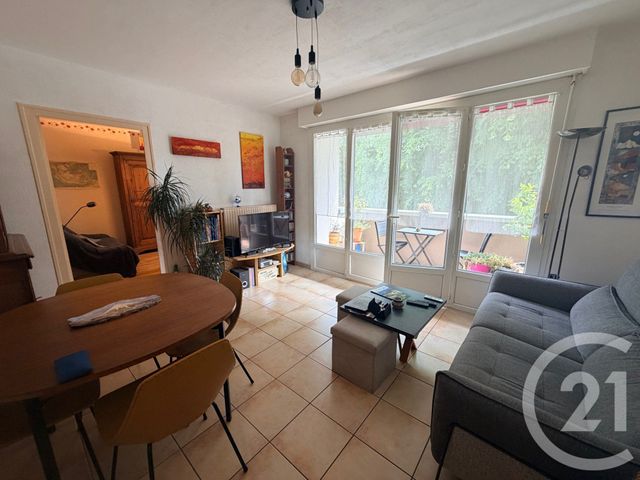 Appartement F3 à vendre - 3 pièces - 58.0 m2 - VOIRON - 38 - RHONE-ALPES - Century 21 Immobilier Voiron