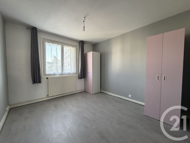 Appartement F5 à vendre - 5 pièces - 88.0 m2 - VOIRON - 38 - RHONE-ALPES - Century 21 Immobilier Voiron