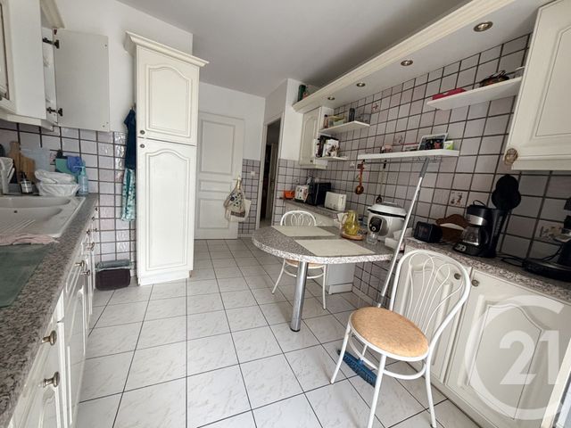 Appartement F4 à vendre - 4 pièces - 88.92 m2 - VOIRON - 38 - RHONE-ALPES - Century 21 Immobilier Voiron