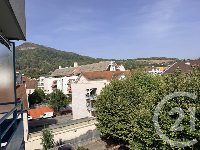 Appartement F4 à vendre - 4 pièces - 88.92 m2 - VOIRON - 38 - RHONE-ALPES - Century 21 Immobilier Voiron