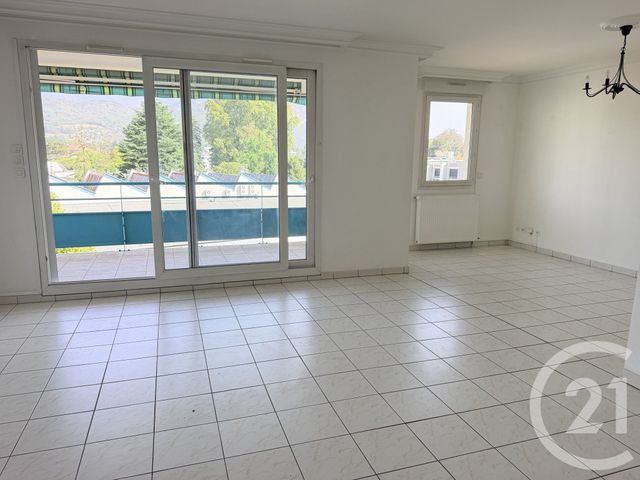 Appartement F4 à vendre - 4 pièces - 88.92 m2 - VOIRON - 38 - RHONE-ALPES - Century 21 Immobilier Voiron