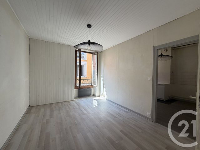 Appartement T1 à vendre - 1 pièce - 42.0 m2 - VOIRON - 38 - RHONE-ALPES - Century 21 Immobilier Voiron