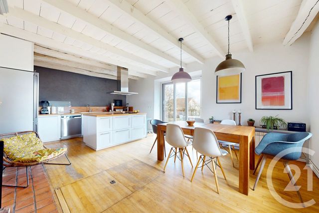 maison à vendre - 7 pièces - 195.71 m2 - VILLAGES DU LAC DE PALADRU - 38 - RHONE-ALPES - Century 21 Immobilier Voiron