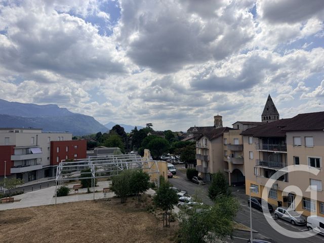 Appartement F2 à vendre - 2 pièces - 46.12 m2 - MOIRANS - 38 - RHONE-ALPES - Century 21 Immobilier Voiron