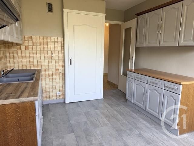 Appartement F3 à vendre - 3 pièces - 60.0 m2 - VOIRON - 38 - RHONE-ALPES - Century 21 Immobilier Voiron